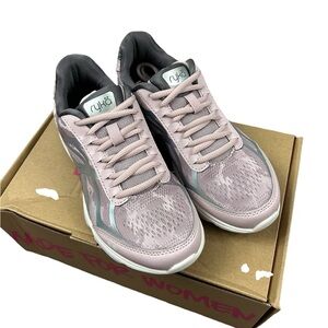 Sneakers NWT Ryka Sneakers Walking Shoes Devo Plus 3 Size 5 1/2 M Vio…